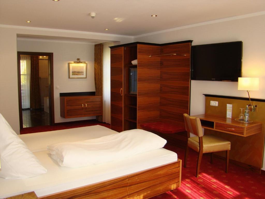 Naturhotel Ruegers Forstgut Mespelbrunn Szoba fotó