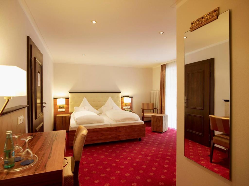 Naturhotel Ruegers Forstgut Mespelbrunn Szoba fotó